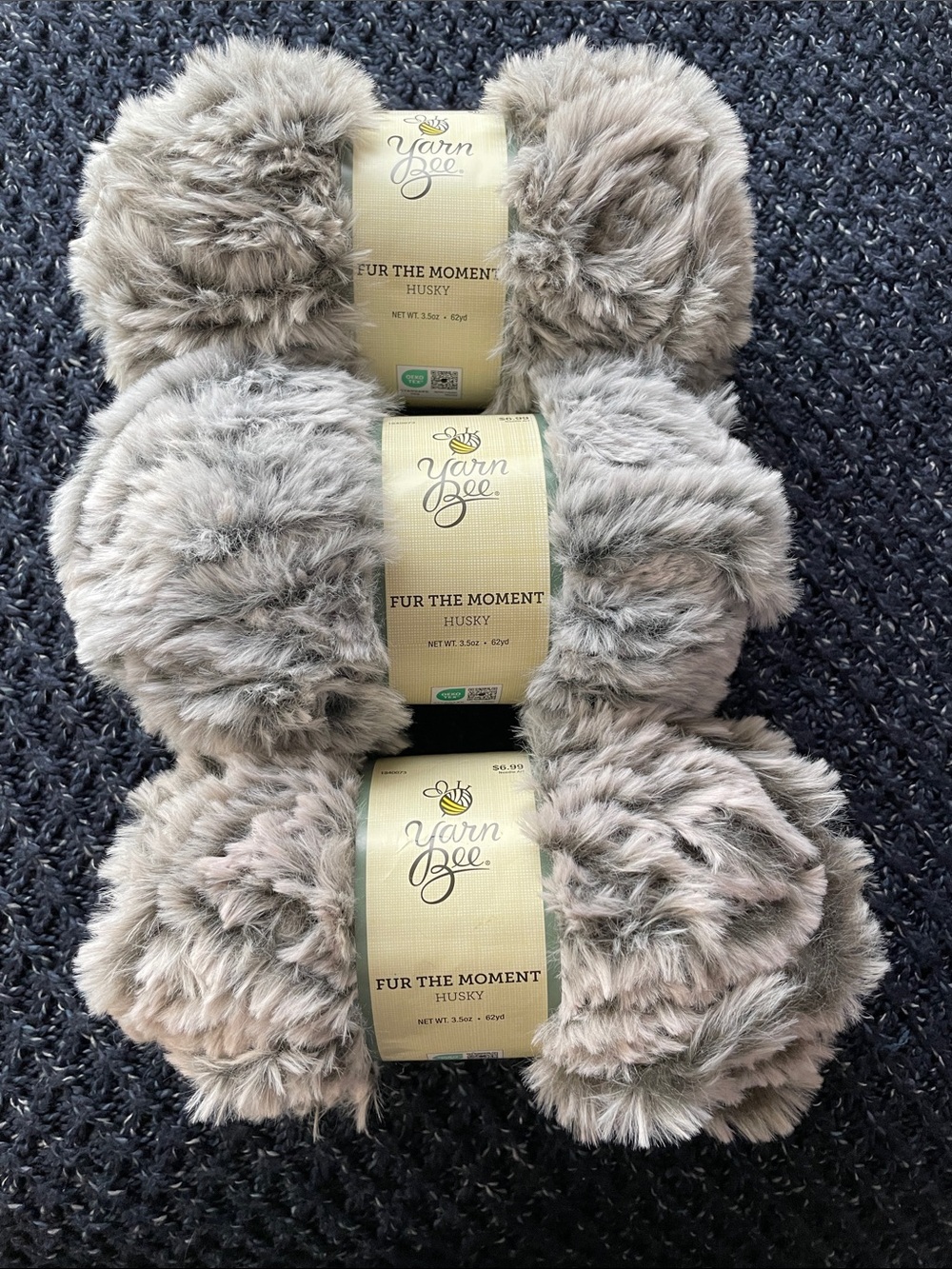Yarn Bee 'Fur the Moment' Faux Fur Yarn -  Husky (Light Gray Marbled)